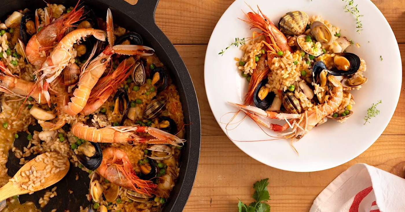 Bomba rice seafood paella